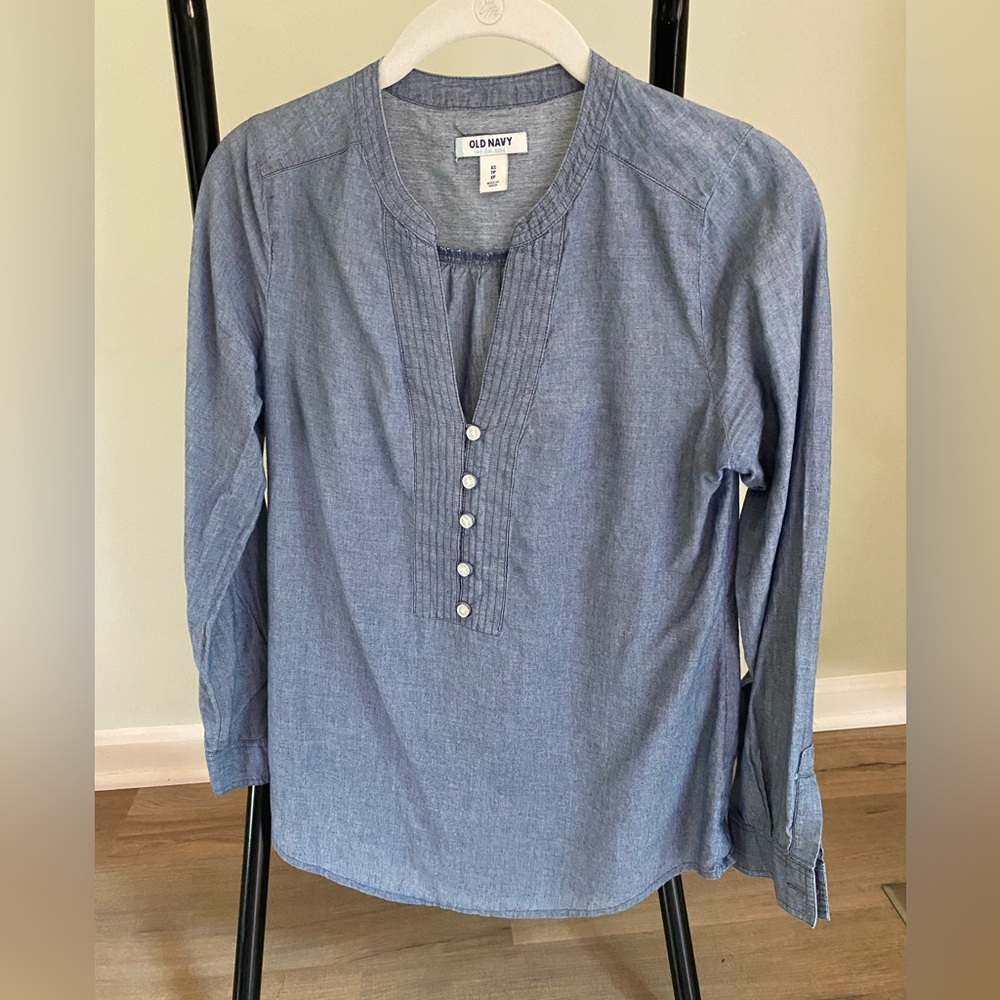 Old Navy Button Long Sleeve Top